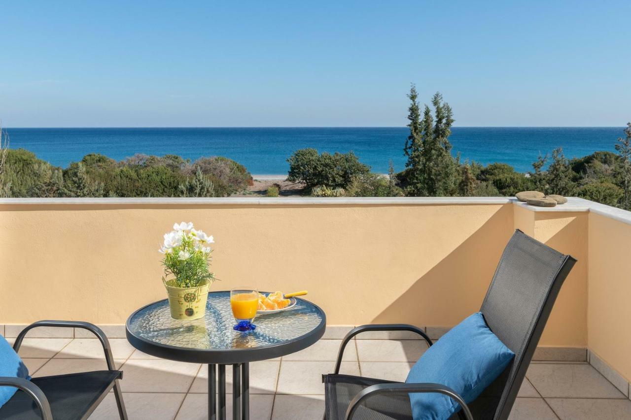 Vila Crystal Bay By Filoxenia In Blue Gennadi