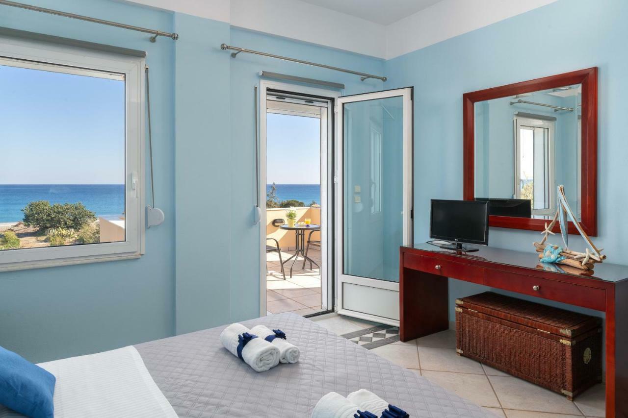 Vila Crystal Bay By Filoxenia In Blue