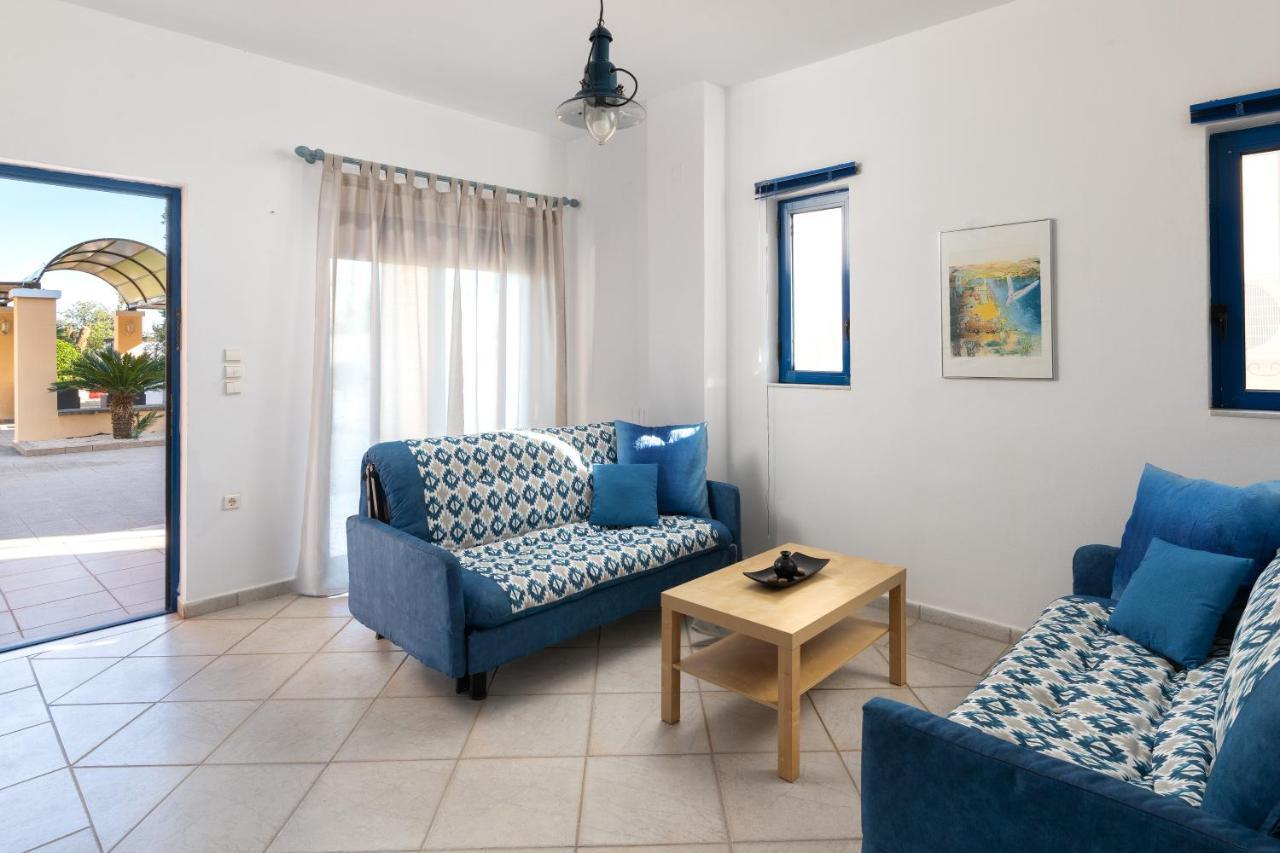 Crystal Bay By Filoxenia In Blue Villa